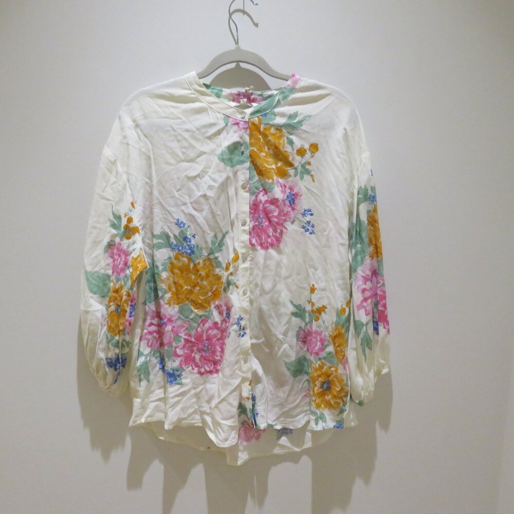 Z SUPPLY Clarisa Floral Shirt Top Medium Boho Spring Flowy Summer Vacation - Picture 3 of 15